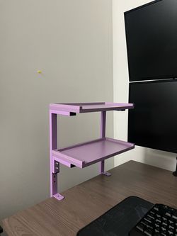 Desk shelf