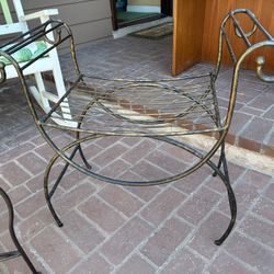 Mid-century style vanity chair 