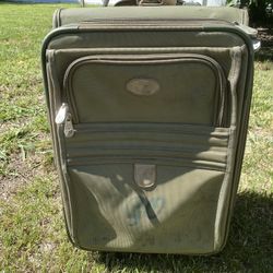 Atlantic Suitcase 21”x14”x12”