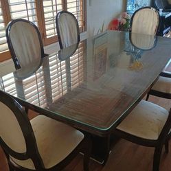 Estate sale table set