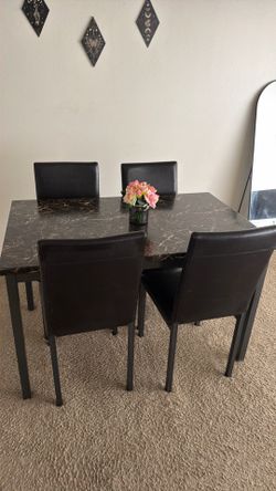 Dinning Table Set