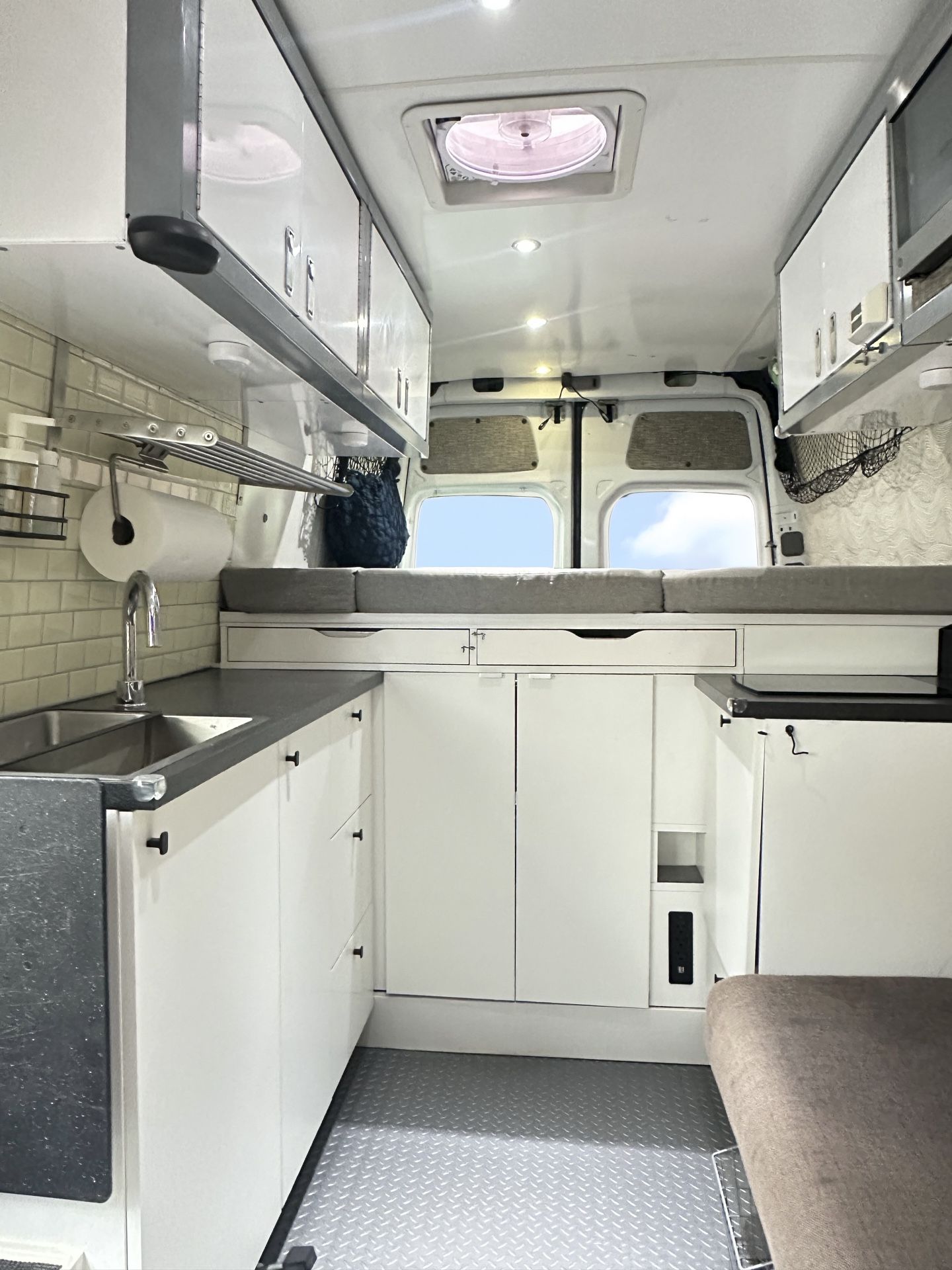 Custom Sprinter 2500 Camper Van