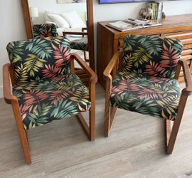 Pair of Vintage Wooden Armchairs – Tropical Print