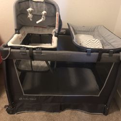 Baby Trend Playpen/sleeper