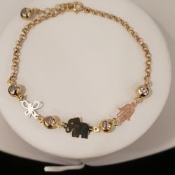 10kt Gold Charm Bracelet 