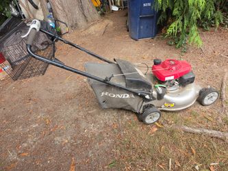 Honda Gas-Powered Push Lawn Mower