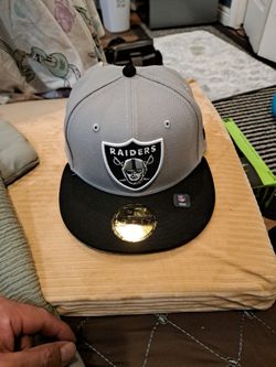 New Era Raiders Hat Size 7 Brand New