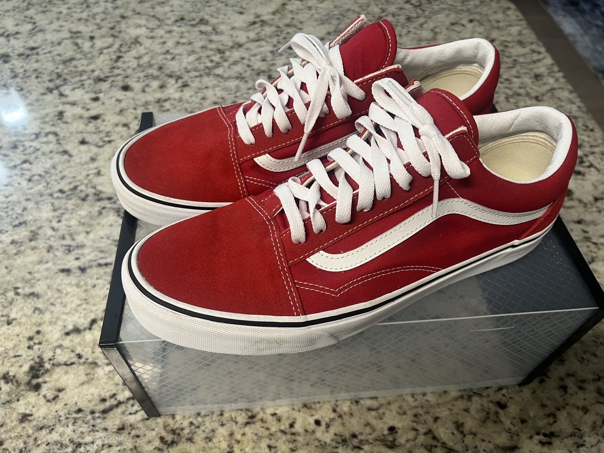 size 11.5 vans “racing red”