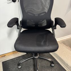 Brand New Black Mesh Back Ergonomic Office Chair w/Flip Up Armrests & Adjustable Lumbar Support 