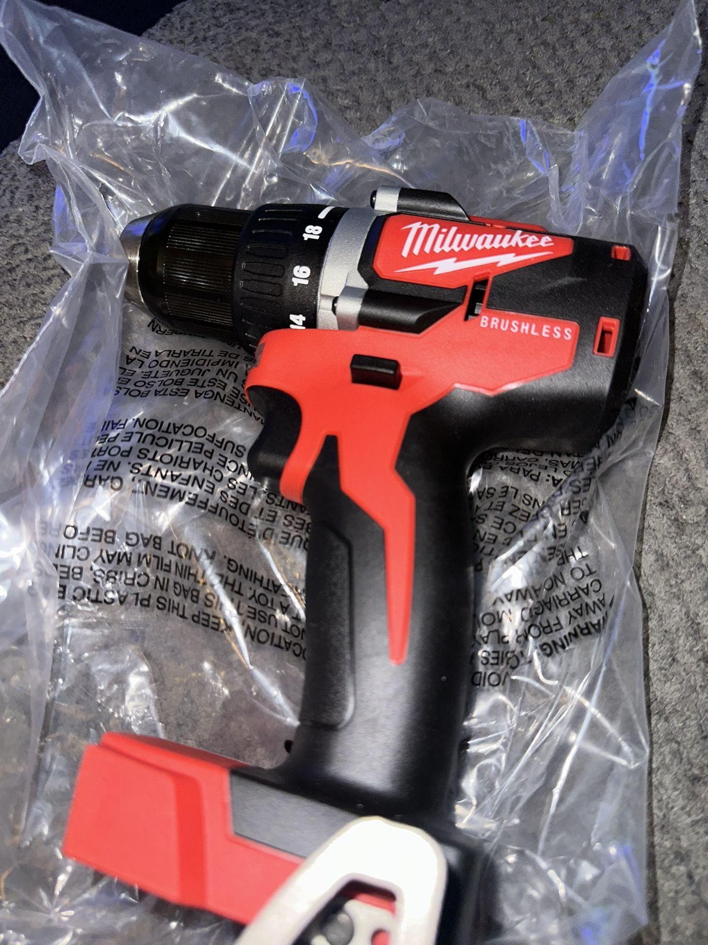 Brand New Milwaukee Drill/driver 