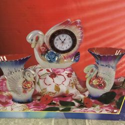Royal Bonn hand painted 3-pieces clock and vases English porcelain set. brand new