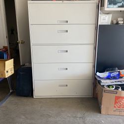 Lockable Office Cabinets 