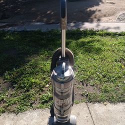 !! Vacuum Shark Navigator  Works Good Firm Price 