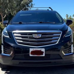 2017 XT5 LUXURY CADILLAC