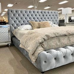 New Queen Bed Frame With Mattress 