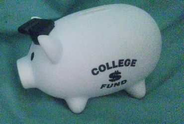 Vintage College Fund Piggy Bank Graduation w Mortar Board Hat Never Used NOS