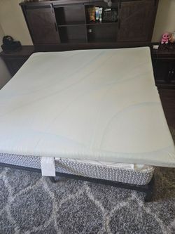 King Size Tempur-pedic topper