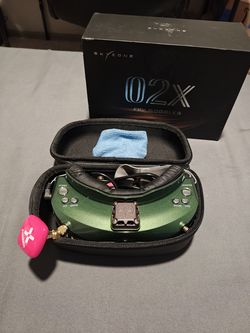 SKYZONE SKY02X 5.8Ghz 48CH Diversity FPV Goggles with Head Tracker Front Camera
