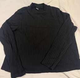 Black ribbed long-sleeve top