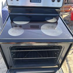 Frigidaire Electric Stove 