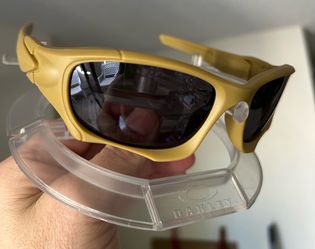 OAKLEY (style) SUNGLASSES 😎
