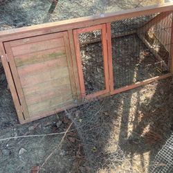 Small Chicken Coop 