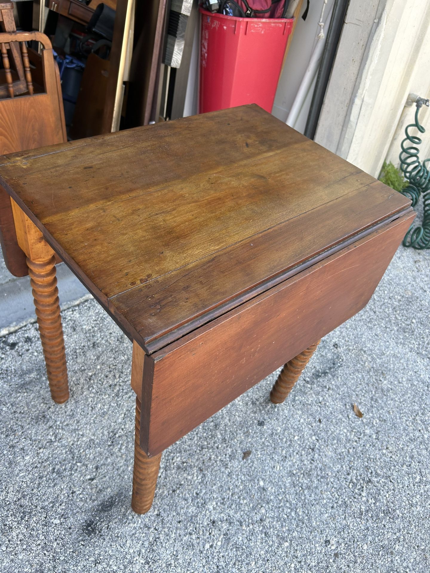 Antique drop leave table