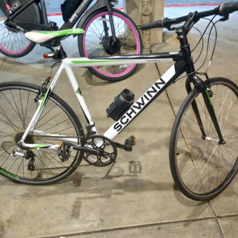 Schwinn varsity cheap 1200 road bike
