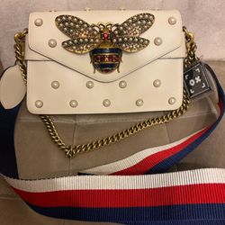 Authentic Gucci Crossbody Bag Comes With Authentications