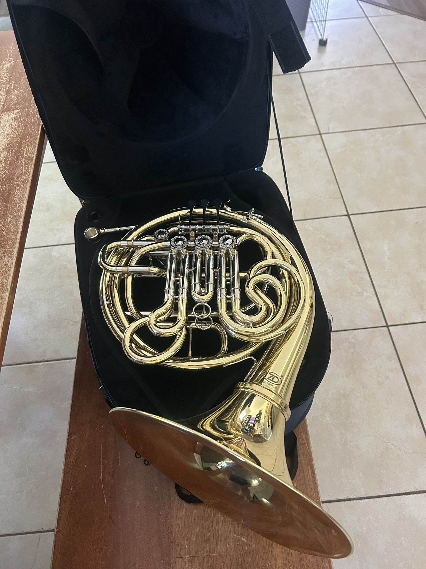 Double French Horn