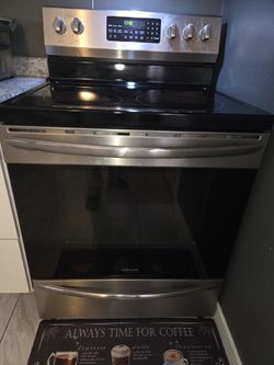 Frigidaire Stove