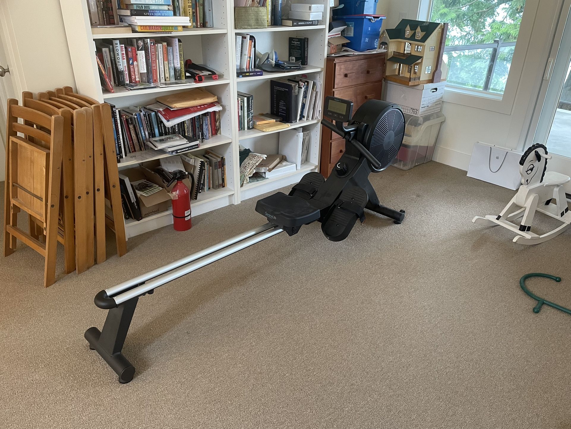 SereneLife Rowing Machine