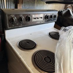 Frigidaire Stove
