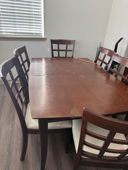 Table wirh 6 chairs