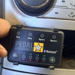Pedal Commander Génesis 2010-2016