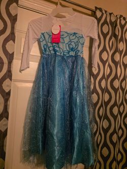 New Elsa costume 4/5