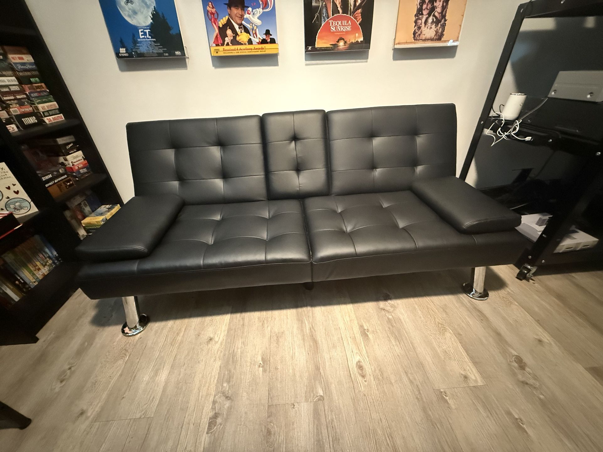 Small Office Couch / Futon