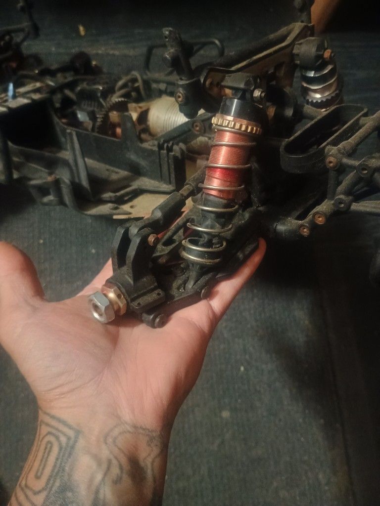 Armma Senton 4x4 1/8th Scale