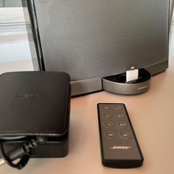 BOSE SOUND DOCK + ADAPTOR FOR NEW IPHONE
