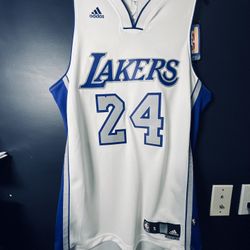 KOBE BRYANT Adidas Jersey Dodgers 36 40 44 Medium Large 6 Protro Nike Reebok Jacket Sweater Series Ness