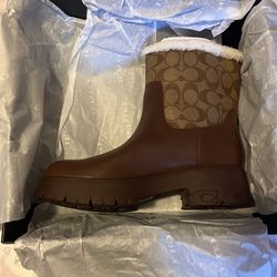 Raina Sig Boot