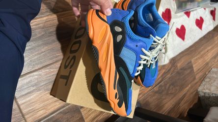 Yeezy 700 Brblue