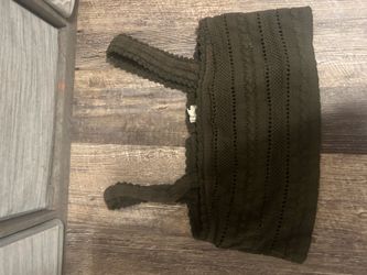 Really cute dark green knit crop top size M from aerie
