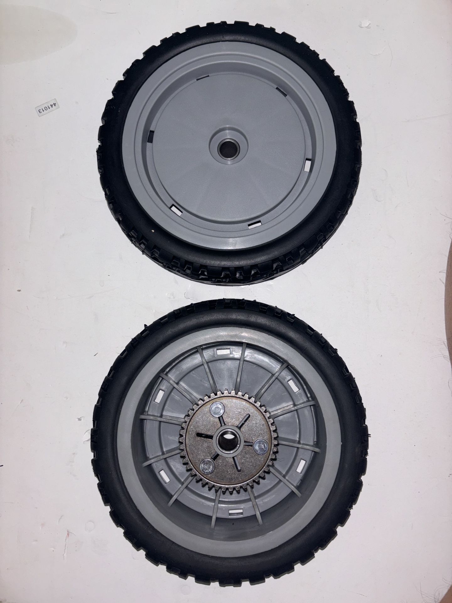 2 Lawn Mower Rear Wheels For Toro
