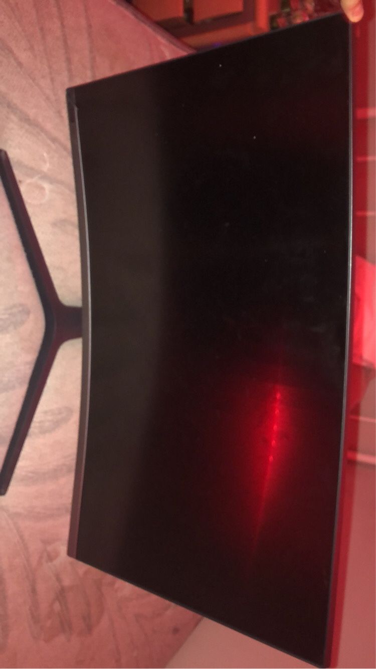 Curved Monitor 32 Inches