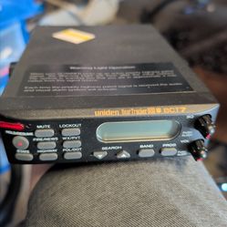 Uniden BearTracker 800 BCT7
