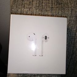 AirPods 2nd generation (New in box) Bluetooth iPhone iPad Earbuds Headsets