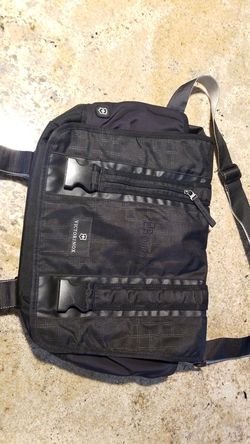 Victorinox courier/commuter/laptop bag