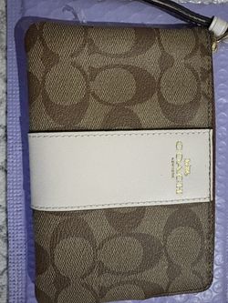 Corner Zip Wristlet In Signature Canvas $38