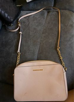 Michael kors crossbody
